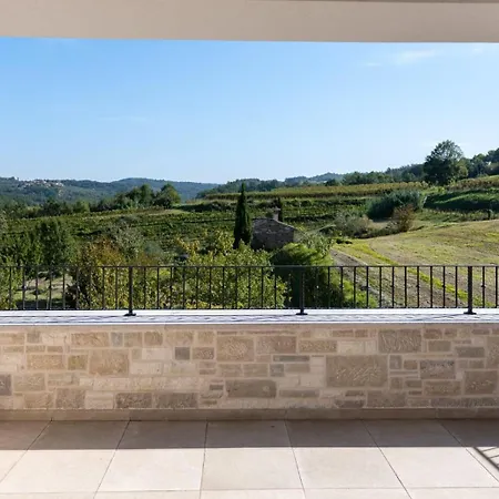 Andolini Villa *
